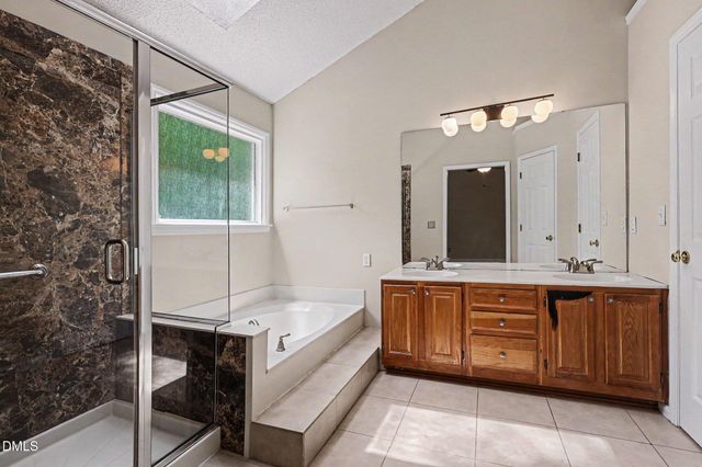 311 Durington Place, Cary, NC 27518