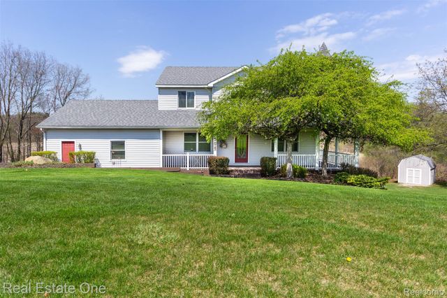 3306 Muirfield Circle, White Lake Charter Township, MI 48383