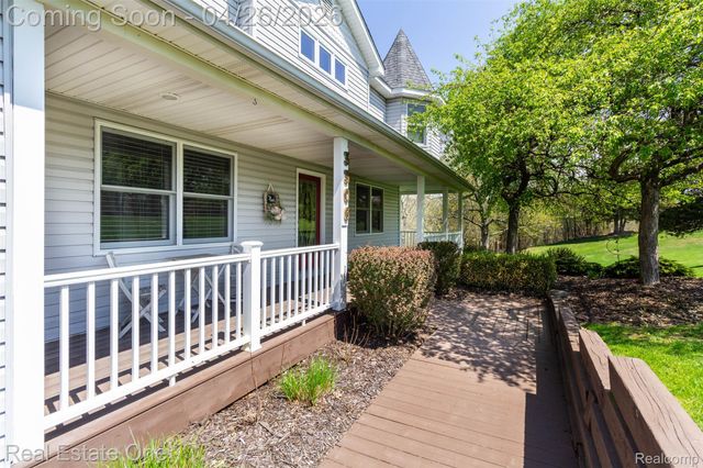 3306 Muirfield Circle, White Lake Charter Township, MI 48383