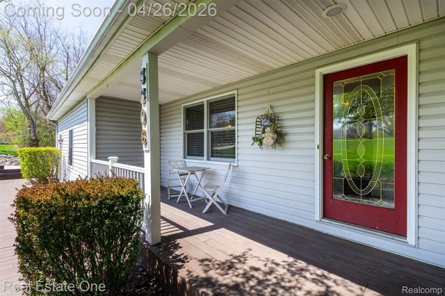 3306 Muirfield Circle, White Lake Charter Township, MI 48383