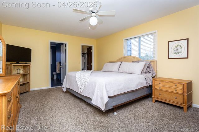 3306 Muirfield Circle, White Lake Charter Township, MI 48383