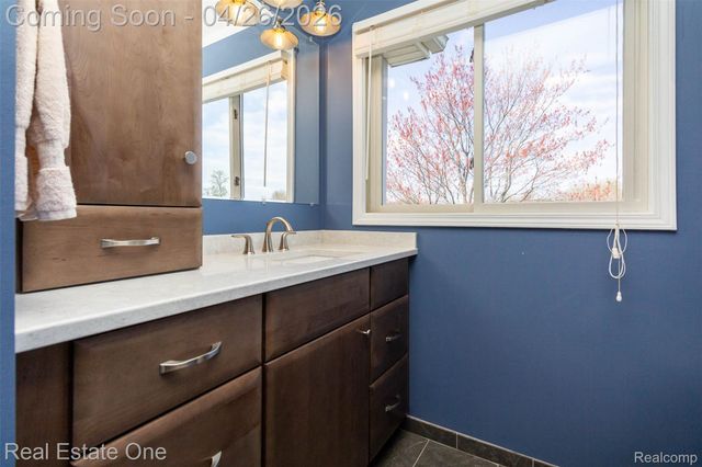 3306 Muirfield Circle, White Lake Charter Township, MI 48383