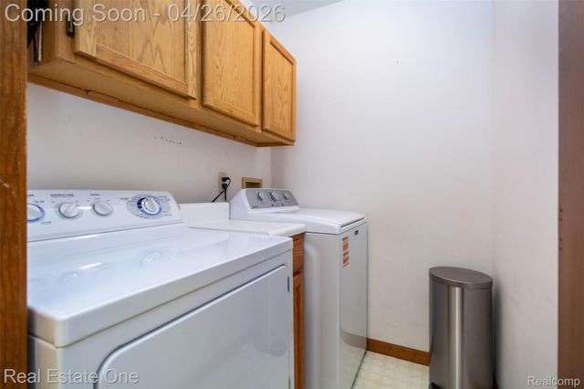 3306 Muirfield Circle, White Lake Charter Township, MI 48383