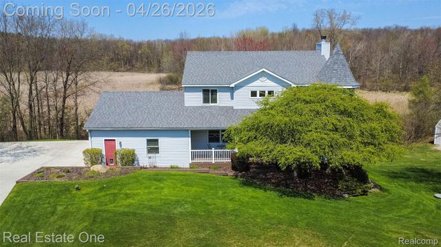 3306 Muirfield Circle, White Lake Charter Township, MI 48383