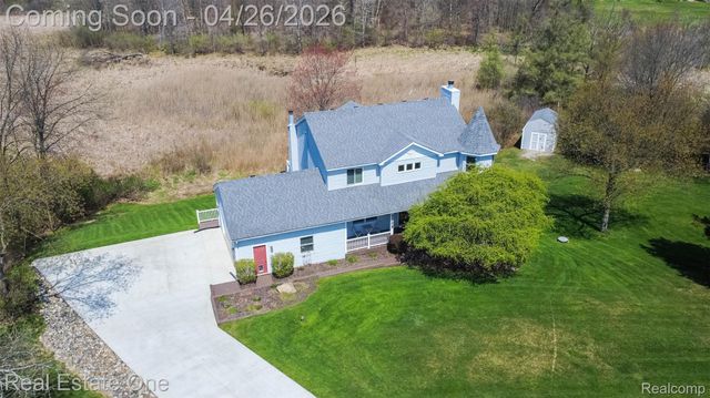 3306 Muirfield Circle, White Lake Charter Township, MI 48383