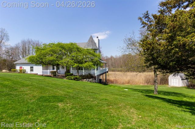 3306 Muirfield Circle, White Lake Charter Township, MI 48383