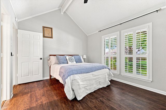 923 Wellington Drive, Duncanville, TX 75137