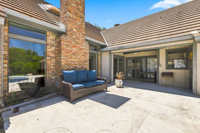 923 Wellington Drive, Duncanville, TX 75137