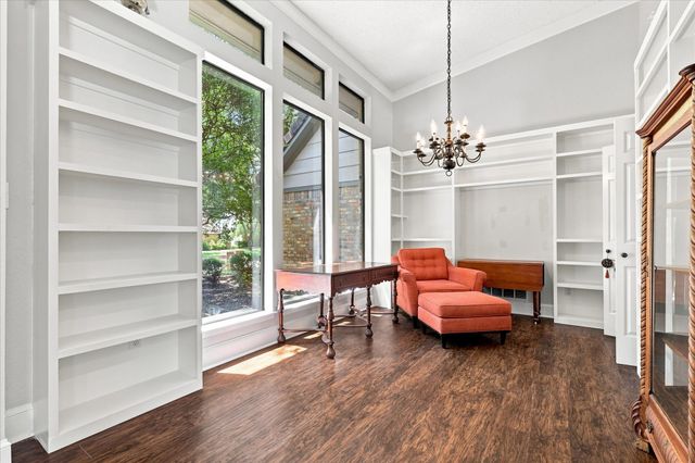 923 Wellington Drive, Duncanville, TX 75137