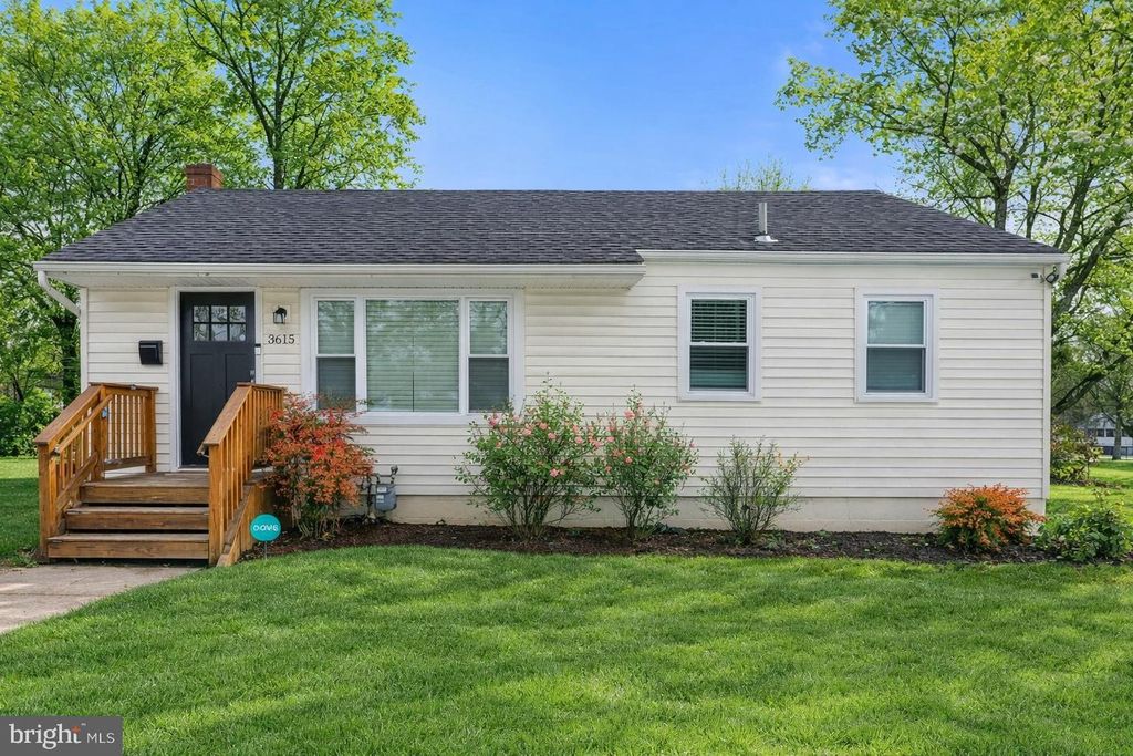 3615 COOPER LN, Hyattsville, MD 20784