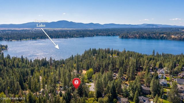 8682 N Clarkview PL, Hayden, ID 83835