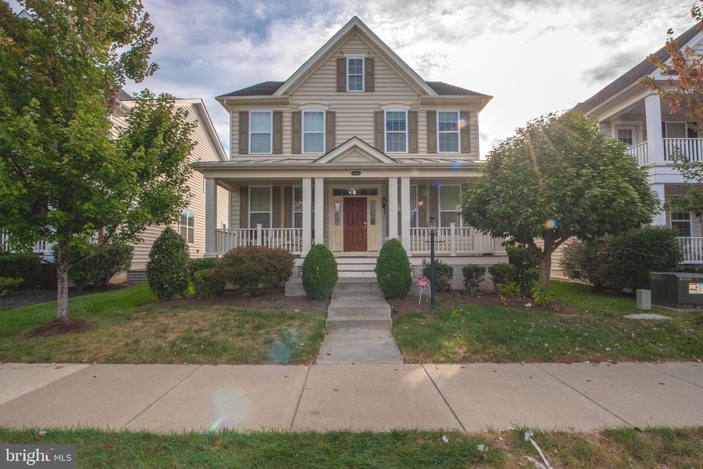 43140 ASHLEY HEIGHTS CIR, Ashburn, VA 20148