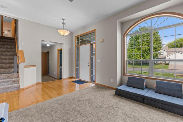 14974 Hillside Trail, Savage, MN 55378