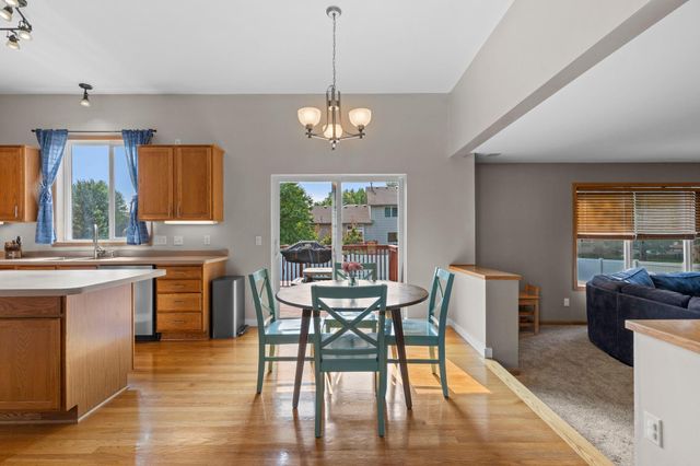14974 Hillside Trail, Savage, MN 55378