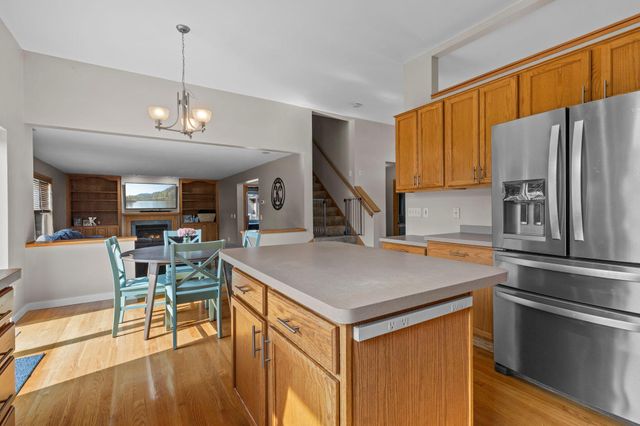 14974 Hillside Trail, Savage, MN 55378