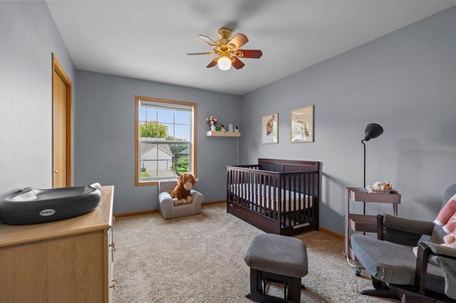 14974 Hillside Trail, Savage, MN 55378