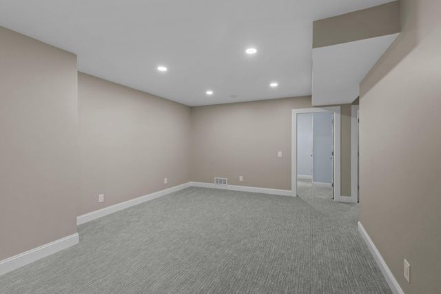 14974 Hillside Trail, Savage, MN 55378