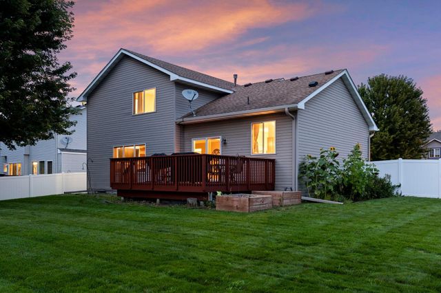 14974 Hillside Trail, Savage, MN 55378
