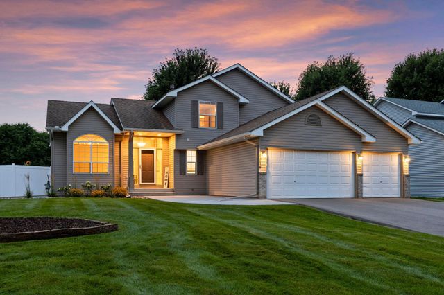 14974 Hillside Trail, Savage, MN 55378