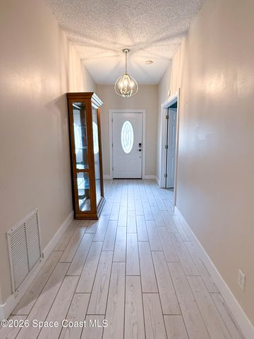877 Villa Drive, Melbourne, FL 32940