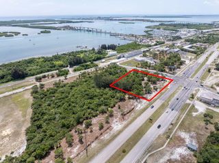 2200 N Us Highway 1 Highway, Fort Pierce, FL 34946
