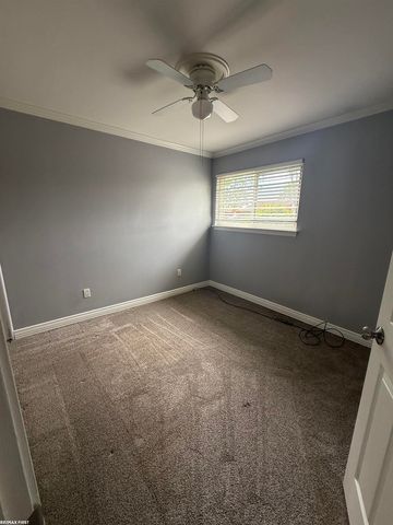 17851 Rainbow Street, Fraser, MI 48026