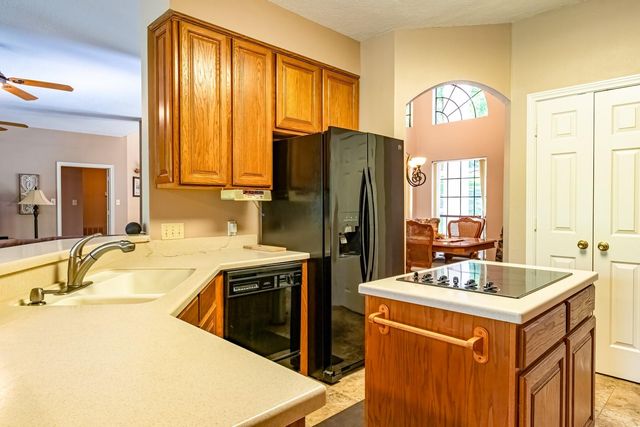 120 Harbor Run Drive, Coldspring, TX 77331