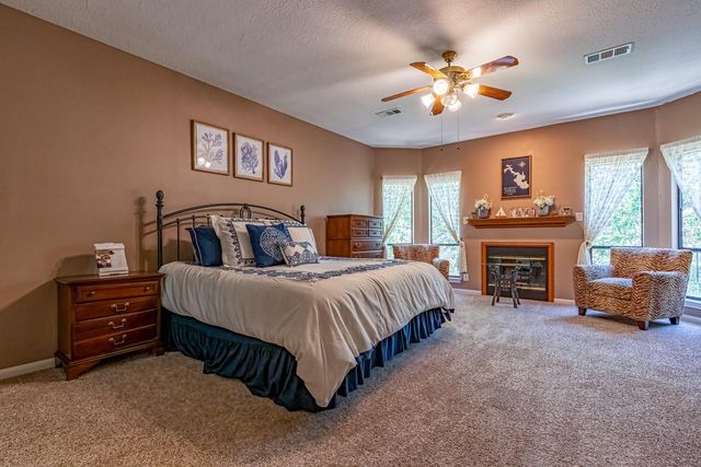 120 Harbor Run Drive, Coldspring, TX 77331