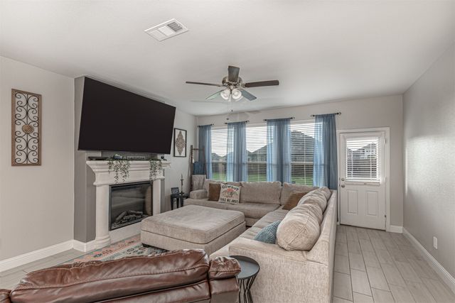 536 Crabapple Drive, Royse City, TX 75189