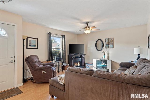 4117 Marie Drive, Springfield, IL 62707