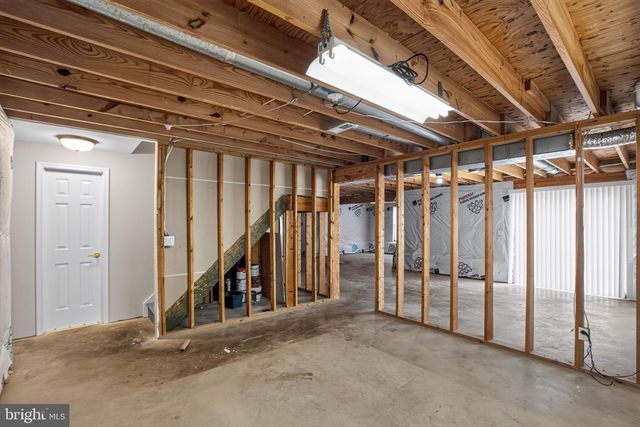 2 SILVERTHORN, Stafford, VA 22554