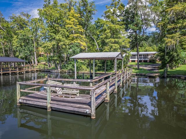 884 Talquin Avenue, Quincy, FL 32351