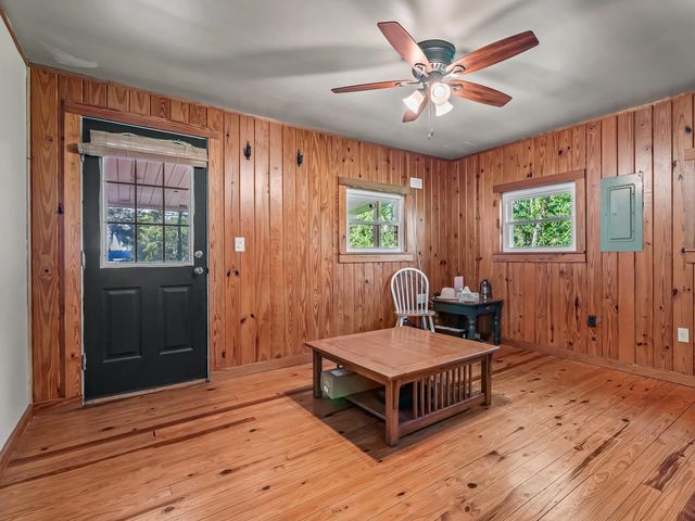 884 Talquin Avenue, Quincy, FL 32351