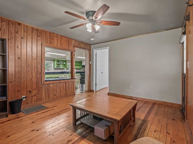 884 Talquin Avenue, Quincy, FL 32351