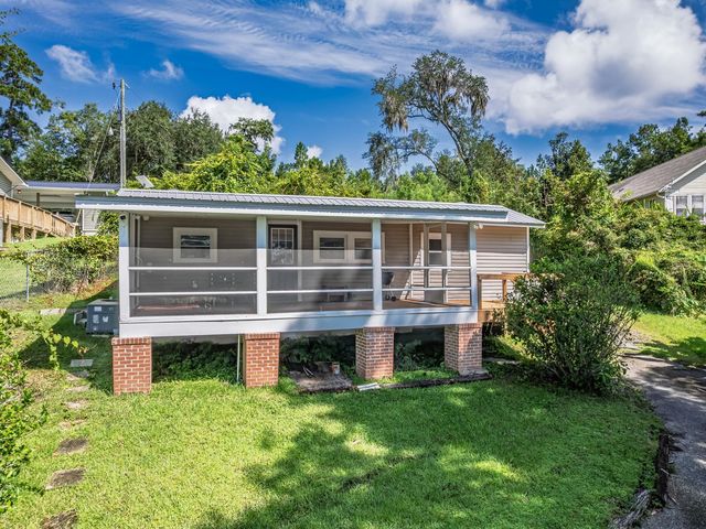 884 Talquin Avenue, Quincy, FL 32351
