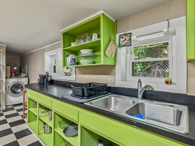 884 Talquin Avenue, Quincy, FL 32351