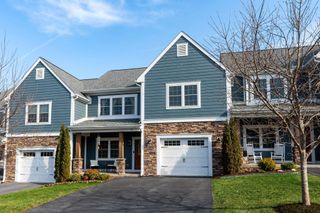 18 SPRING VIEW DR, Staunton, VA 24401