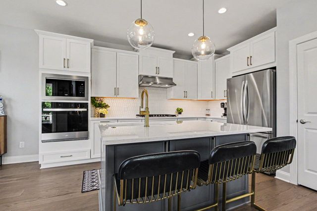 3265 Brackley Drive, Ann Arbor, MI 48105