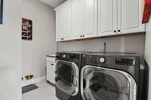 3265 Brackley Drive, Ann Arbor, MI 48105