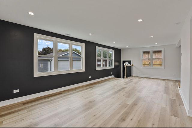 9705 Oak Park Avenue, Oak Lawn, IL 60453