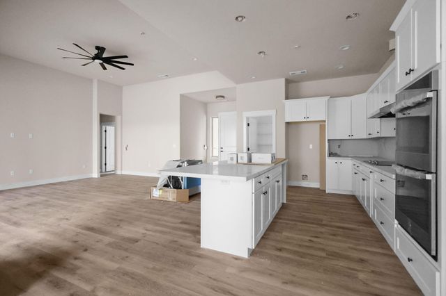 950 Santa Cruz Drive, Redding, CA 96003