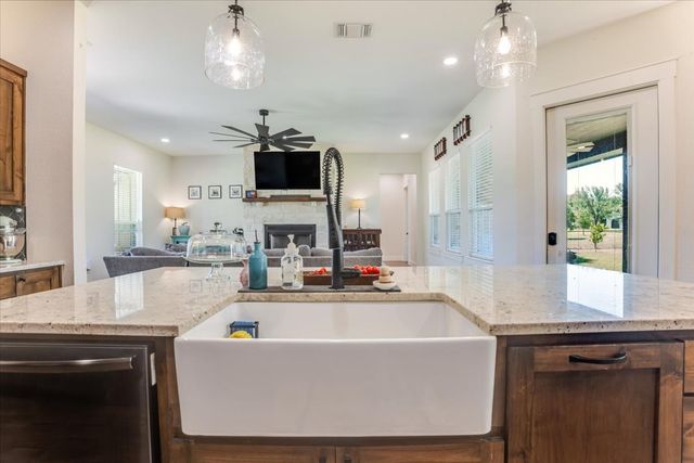 120 Lone Oak, Mineral Wells, TX 76067
