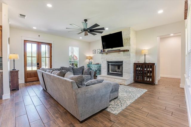 120 Lone Oak, Mineral Wells, TX 76067