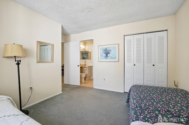 188 W Wycoff Way, East Brunswick, NJ 08816