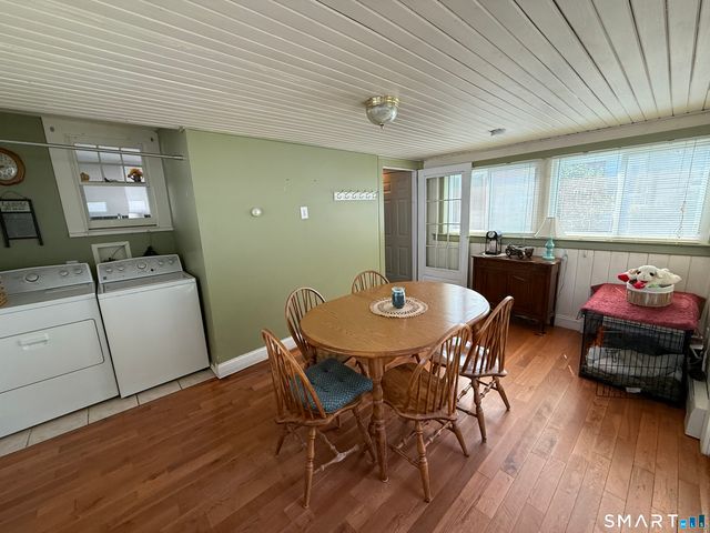 166 Roseleah Avenue, Newington, CT 06111