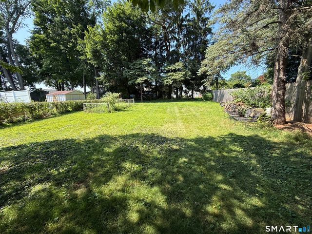 166 Roseleah Avenue, Newington, CT 06111