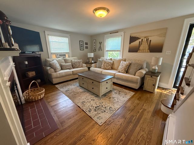 166 Roseleah Avenue, Newington, CT 06111