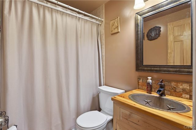 120 Savaria Drive, Geddes, NY 13209