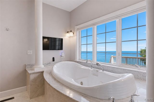 304 Lakeshore Road, Oswego, NY 13126