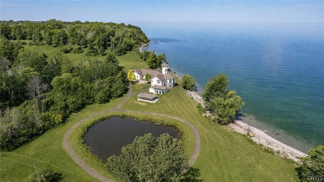 304 Lakeshore Road, Oswego, NY 13126